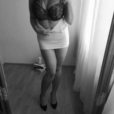 Kat Prague - photo 6