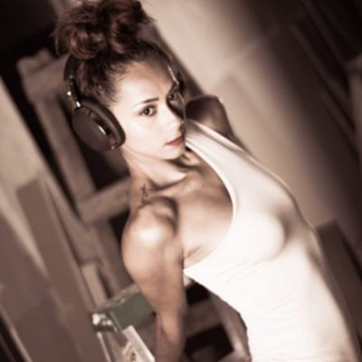Veronica Leal - photo 2