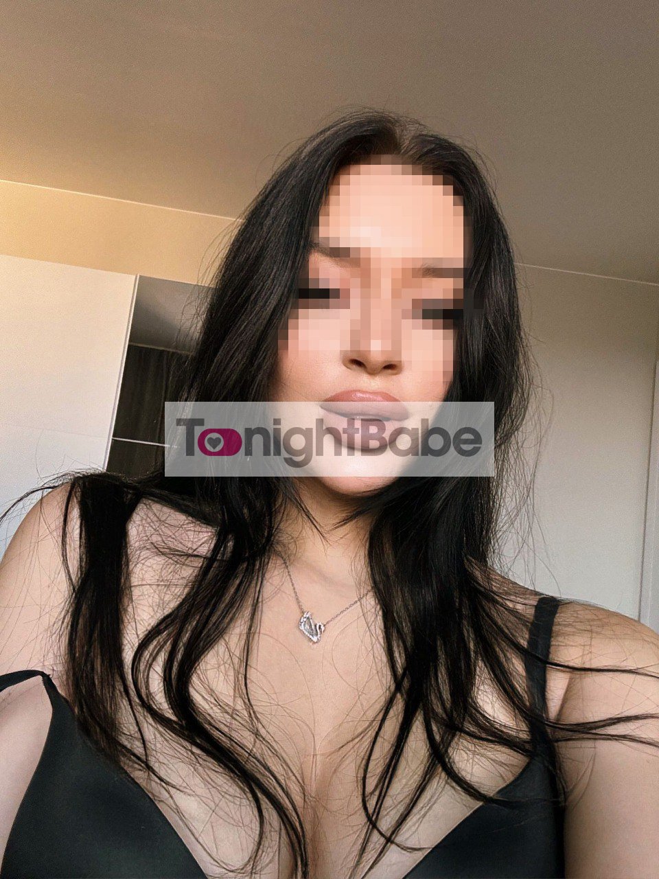 Lily - Escort in Dubai, UAE