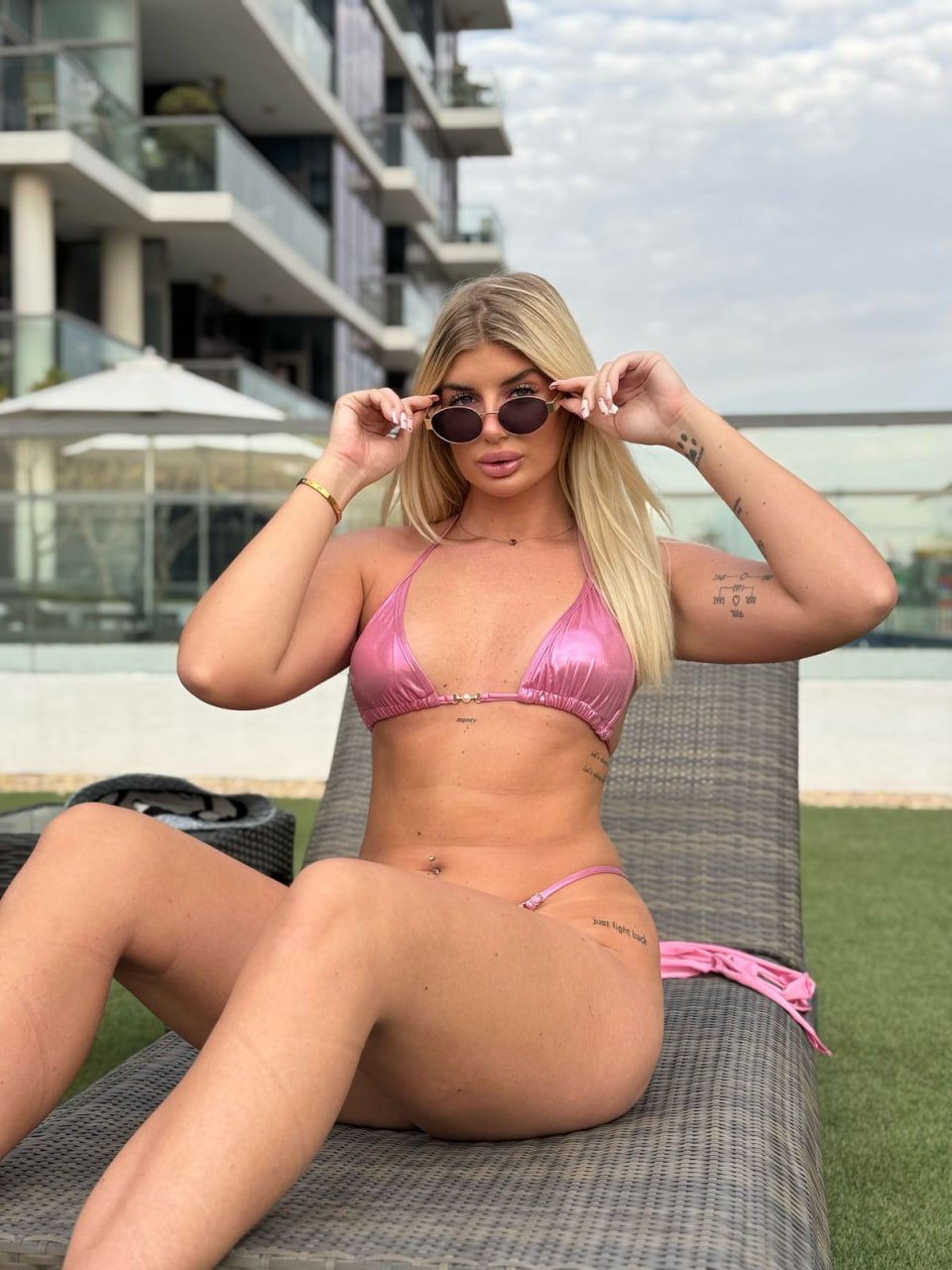 Escort Elison - Escort in Dubai, UAE