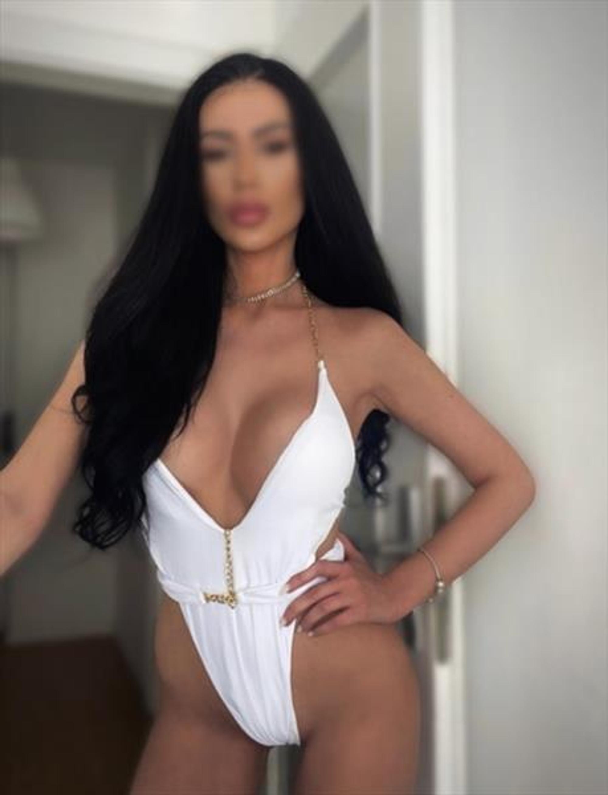 Samantha Slim Girl 🫦 - Escort in Reykjavik, Iceland
