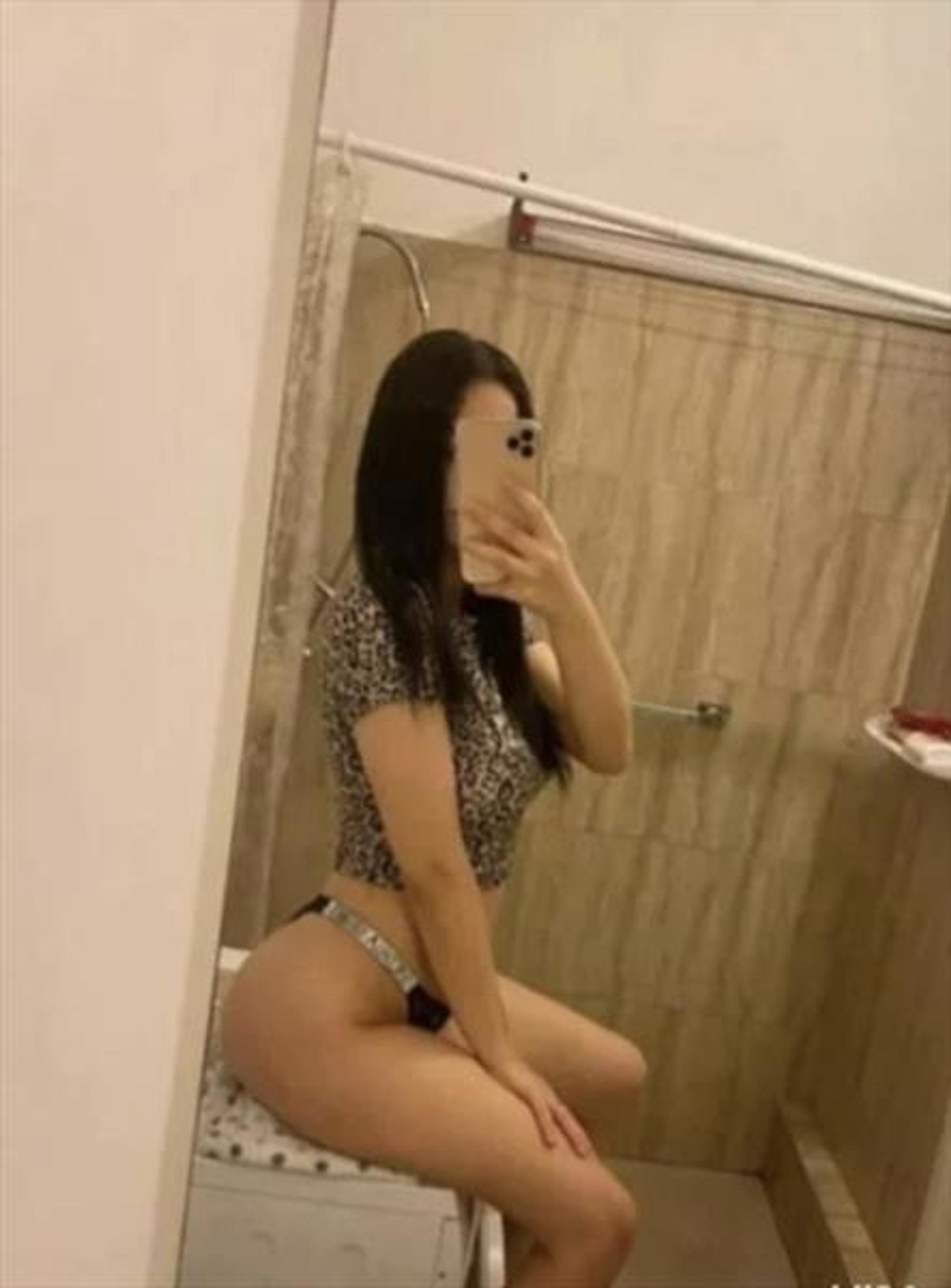 Cataleya - Escort in Reykjavik, Iceland