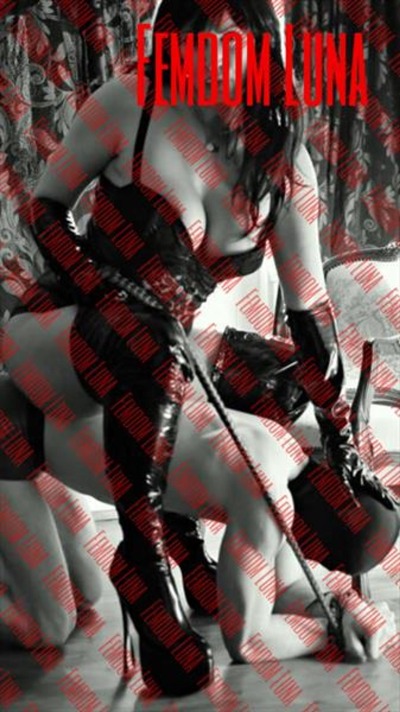 Femdom Luna - photo 9