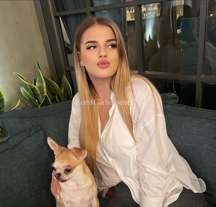 Alisa - Escort in Istanbul