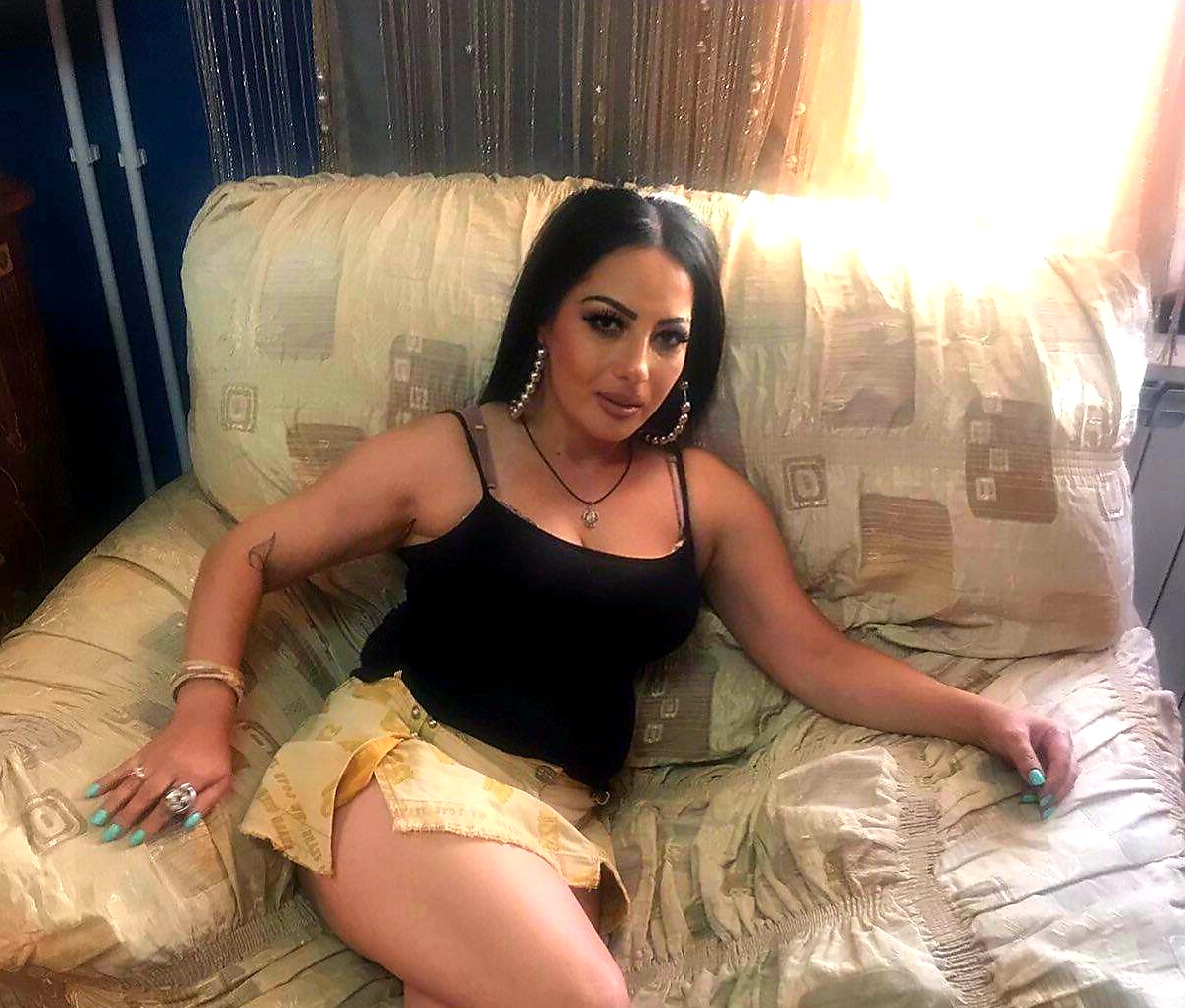 Anyuta - Escort in Yerevan