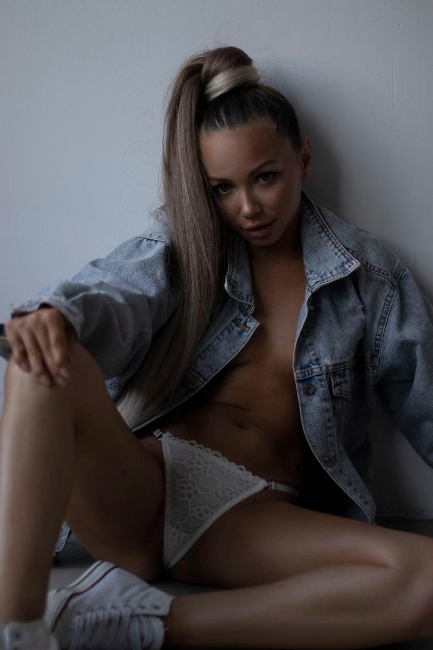 Natasha - Escort in Dubai